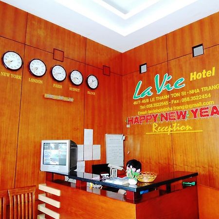 Lavie Hotel Nha Trang Exteriör bild