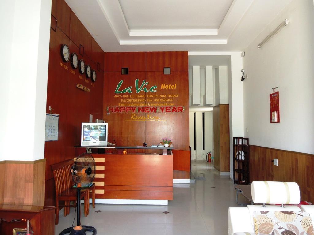 Lavie Hotel Nha Trang Exteriör bild