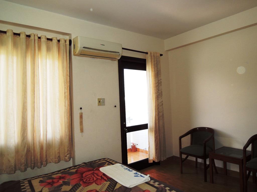 Lavie Hotel Nha Trang Rum bild